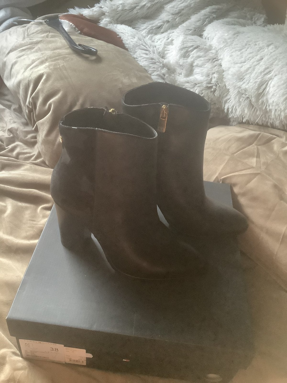 Nieuwe, laarsjes van Tommy Hilfiger, Zwart, Lage of Enkellaarzen, Nieuw, Ophalen of Verzenden
