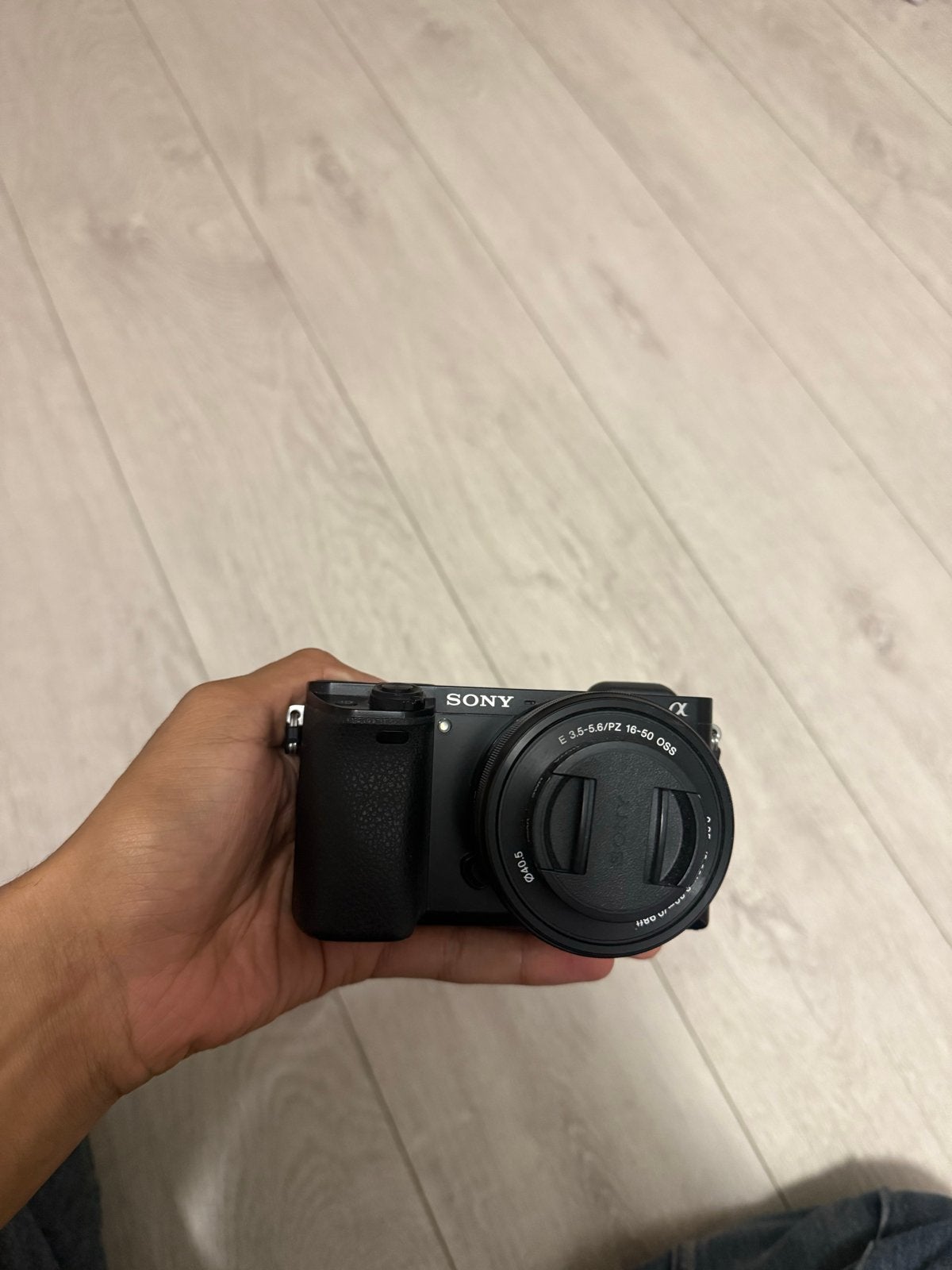 Sony Alpha A6000 Systeemcamera met 16-50mm lens, Audio, Tv en Foto, Ophalen of Verzenden, Zo goed als nieuw, 4 t/m 7 keer, WiFi