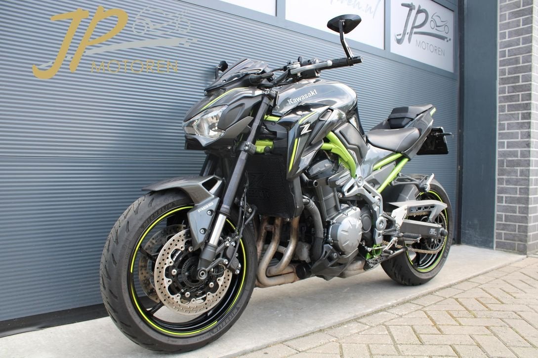 Kawasaki Z 900 ABS (2017) *Akrapovic*, 4 cilinders, Motorrijbewijs A, 948 cc, Bedrijf