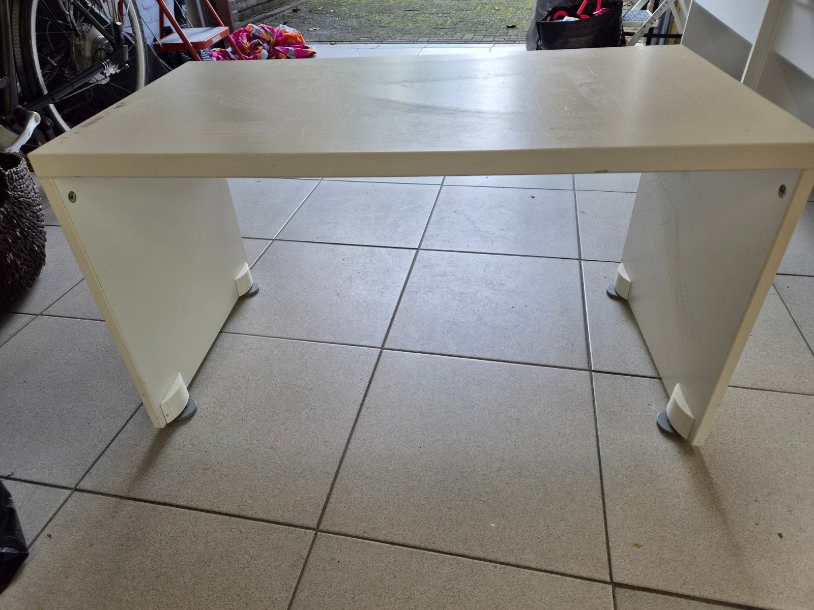 Smastad tafel/bank wit, Ophalen, Gebruikt, 90 cm, 50 cm
