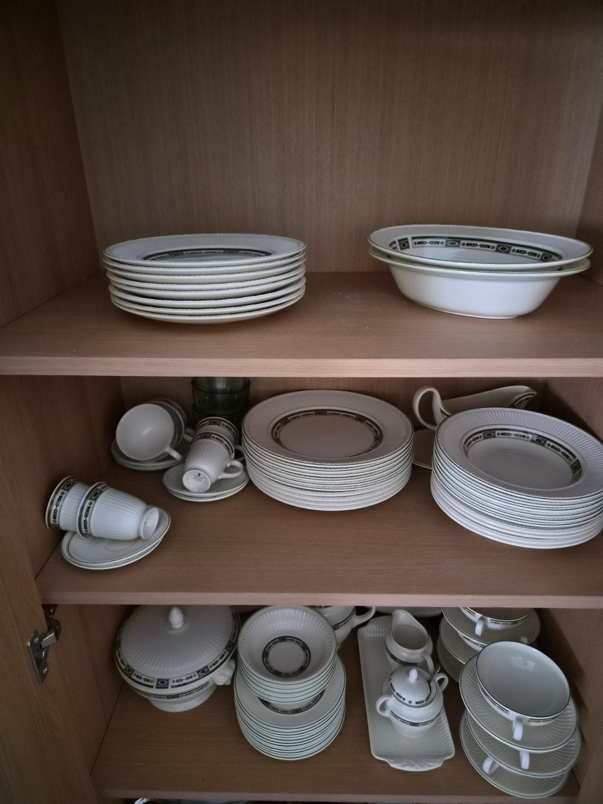 Prachtig Wedgwood Carlton servies, compleet en in uitstekend, Ophalen, Klassiek, Zo goed als nieuw, Wedgwood