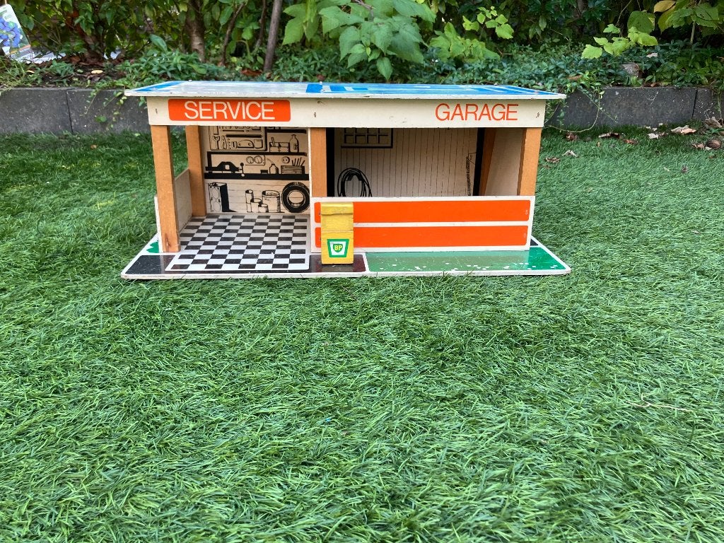 Retro speelgoed garage, Ophalen, Gebruikt