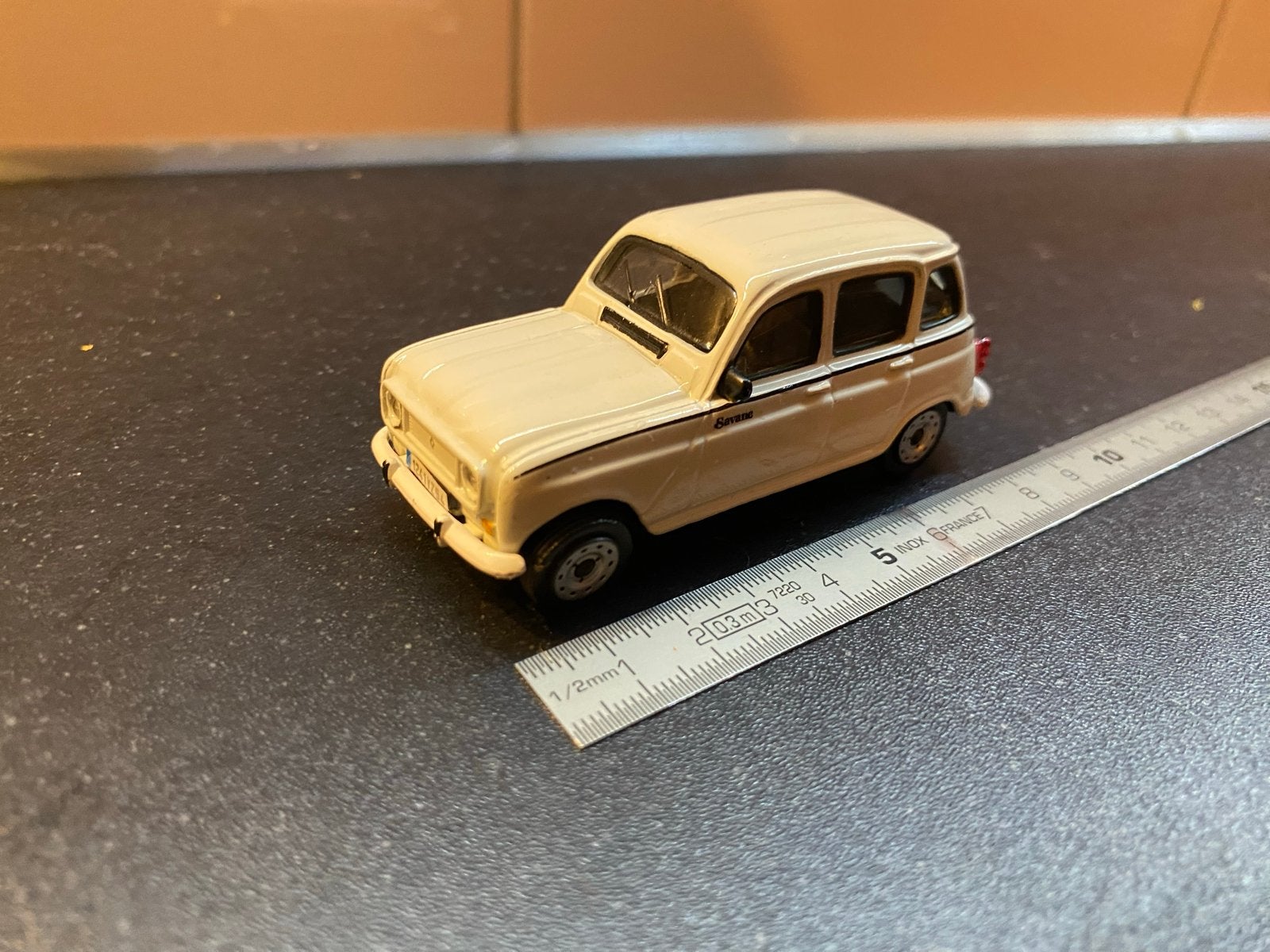 Schaalmodel Renault 4 - 9cm, Ophalen of Verzenden, Gebruikt, Auto