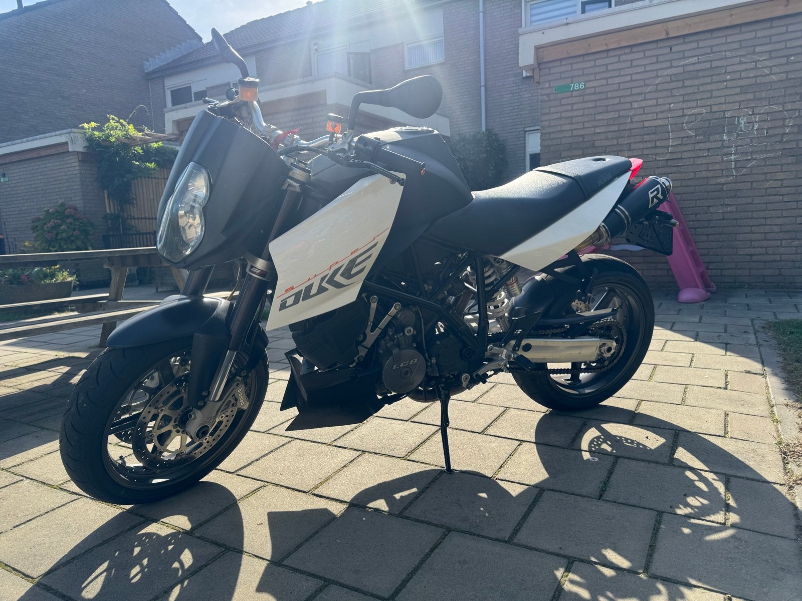 KTM 990 Super Duke - Goed onderhouden, 120 pk ( ruilen ), 2 cilinders, Sportuitlaat, Gebruikt, Particulier