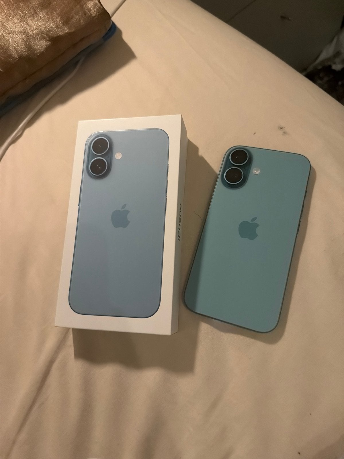iPhone 16 Groen - Nieuwstaat, Ophalen of Verzenden, Nieuw, Groen, IPhone 16