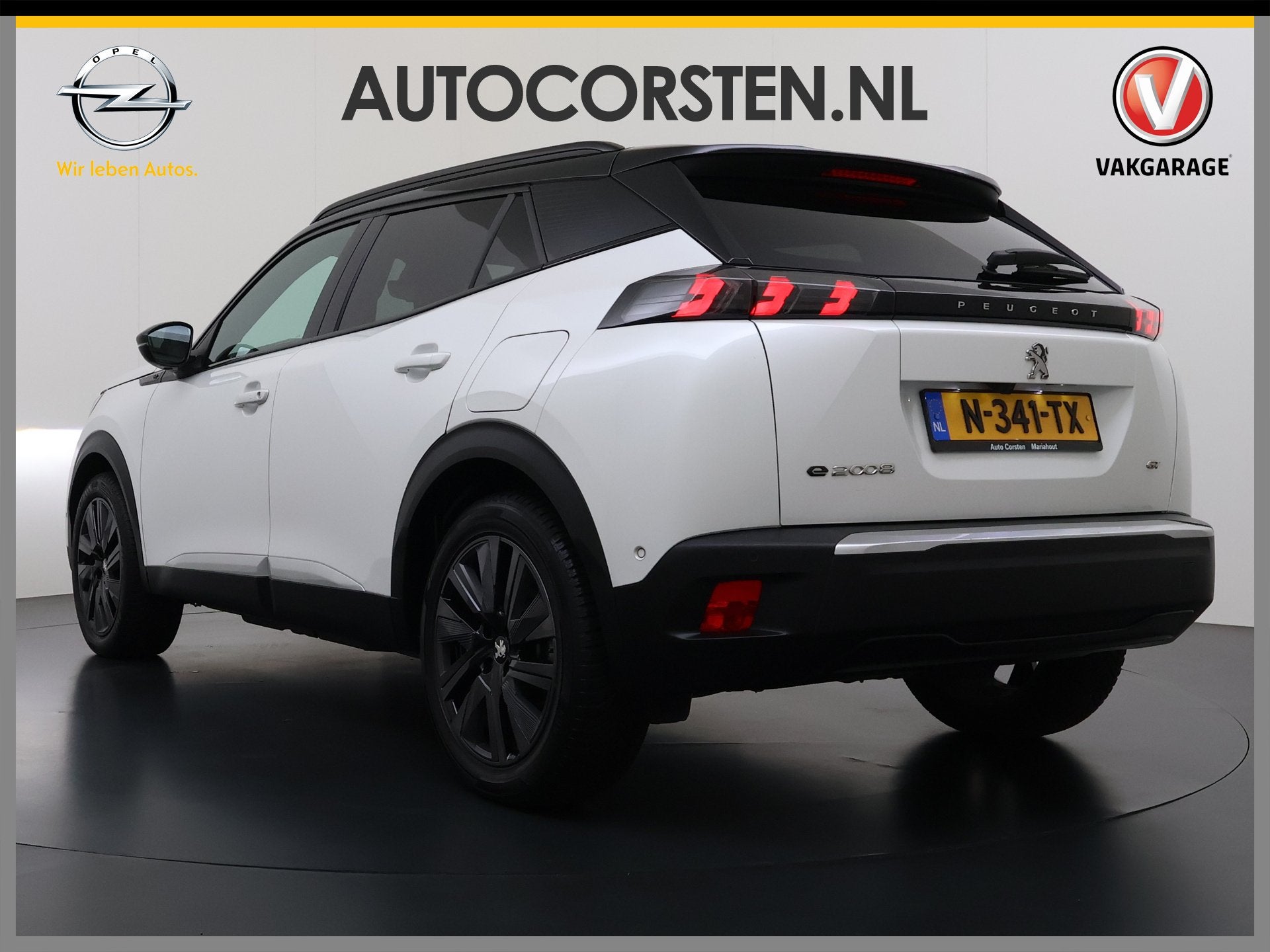 Peugeot e-2008 EV GT Pack SOH 90% Panoramadak Adap.Cruise 36, Auto's, 136 pk, Gebruikt, Zwart, 24 min