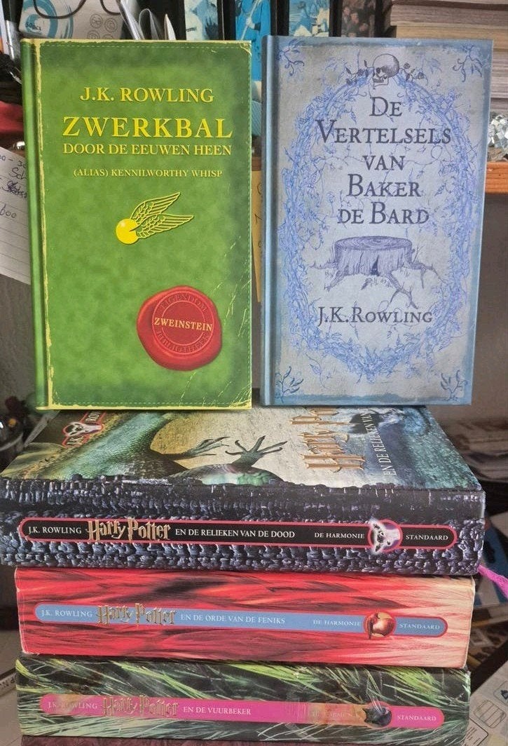 Harry Potter dl 1,2,3,4,5 en 7 + Zwerkbal en Baker d Bard HC, Ophalen of Verzenden, Gelezen