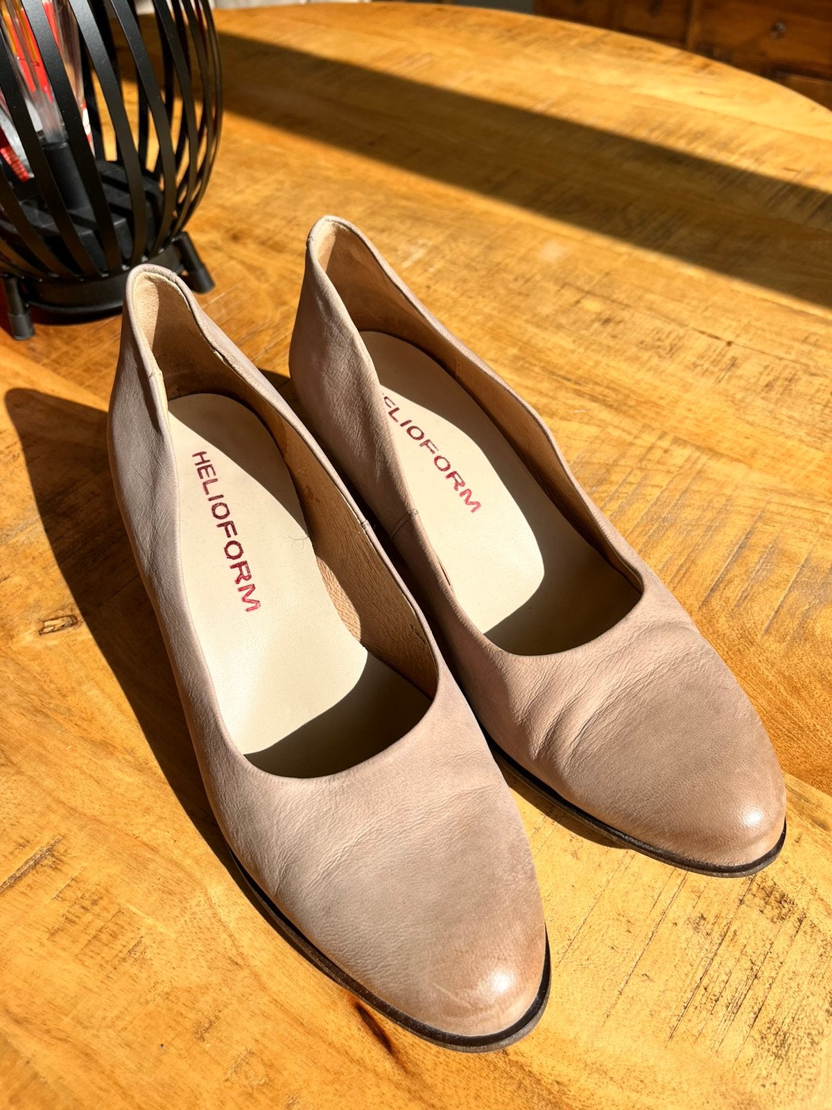 Helioform dames pump mt 40 zgan, Kleding | Dames, Pumps, Beige, Ophalen of Verzenden, Zo goed als nieuw