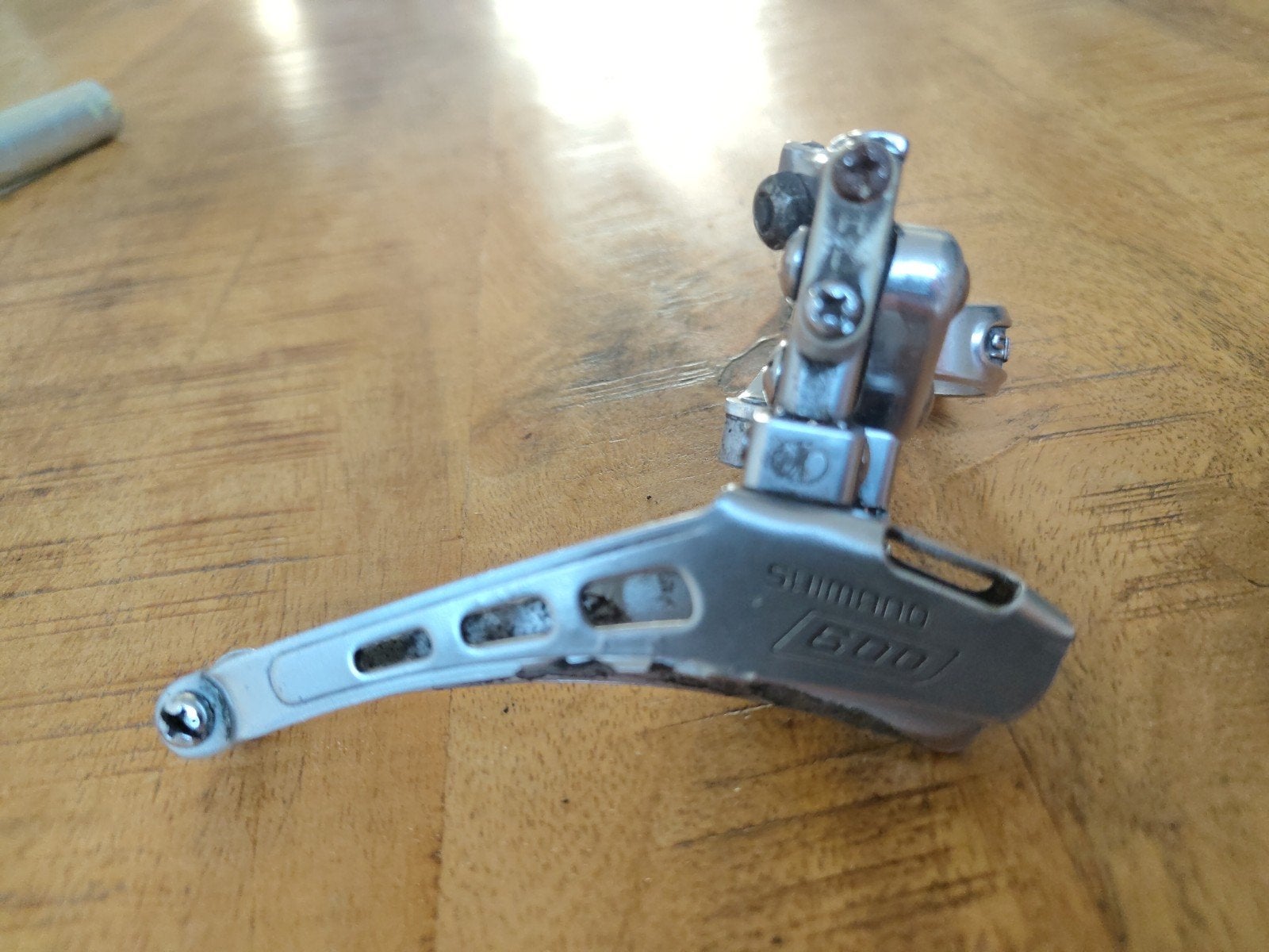Shimano 600 Voorderailleur - Gebruikt, Gebruikt, Ophalen of Verzenden, Derailleur of Ketting, Aluminium