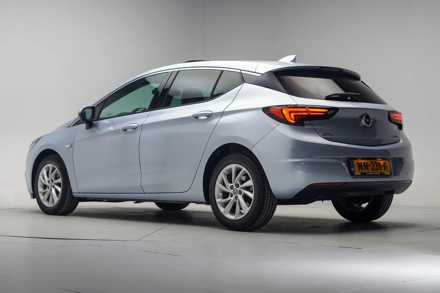 Opel Astra 1.0 Innovation [ Schuif/kanteldak Stuur/stoel ver, Auto's, Opel, 1163 kg, Gebruikt, Automatische klimaatregeling, 23 km/l