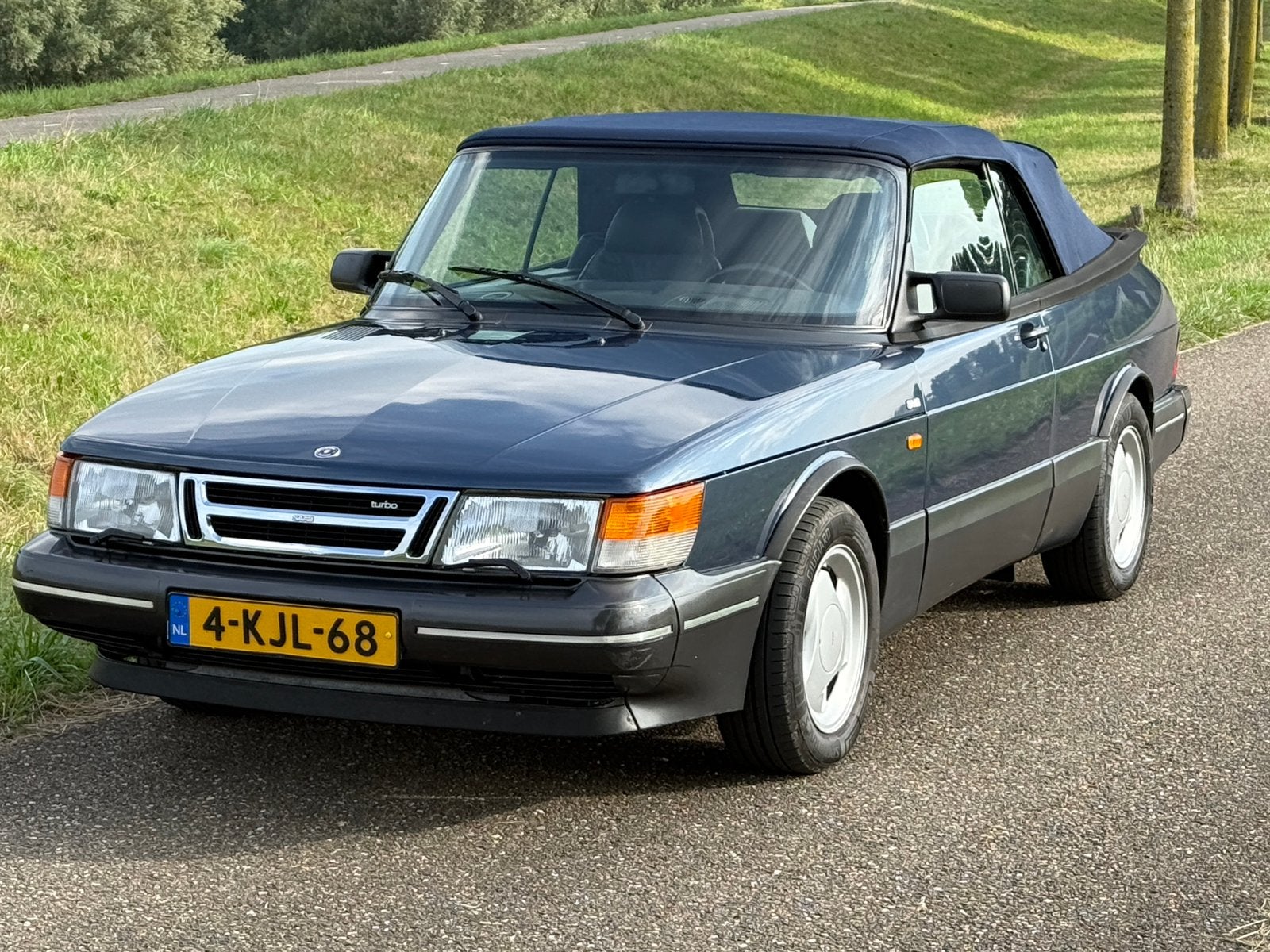 Saab 900 S LPT Cabrio 1992, Nocturne Blauw, 136.000 km, Auto's, Voorwielaandrijving, Cabriolet, Saab 900, Grijs