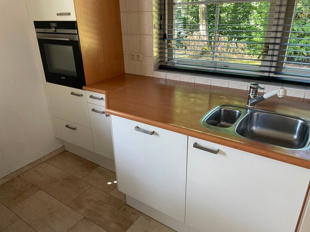 Complete hoekkeuken met apparatuur en eethoek, Ophalen, Gebruikt, Hoekkeuken, Hout