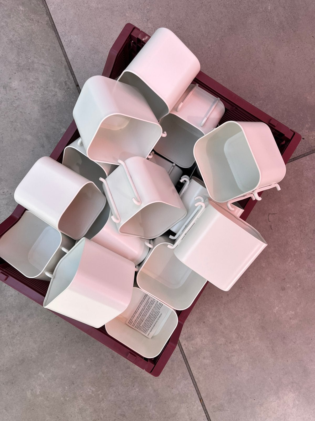 Skadis IKEA ophangbakjes 25 stuks, Ophalen, Zo goed als nieuw, Zwart, Ogen