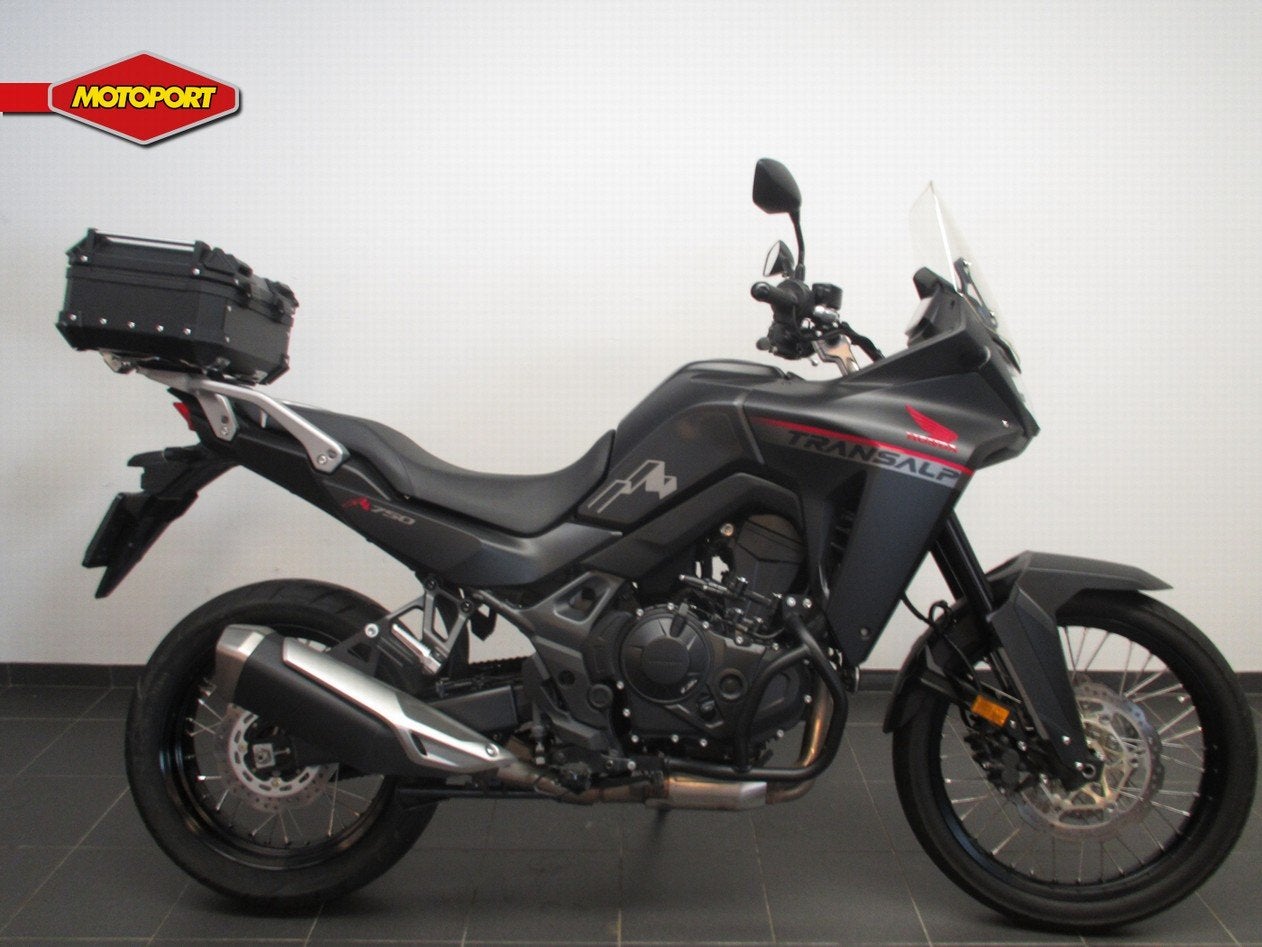 Honda XL 750 TRANSALP (bj 2024), Motoren, Motoren | Honda, Doornveld 180-184
B-1731  ZELLIK, BE, Honda Motor Europe Ltd, Belgian Branche