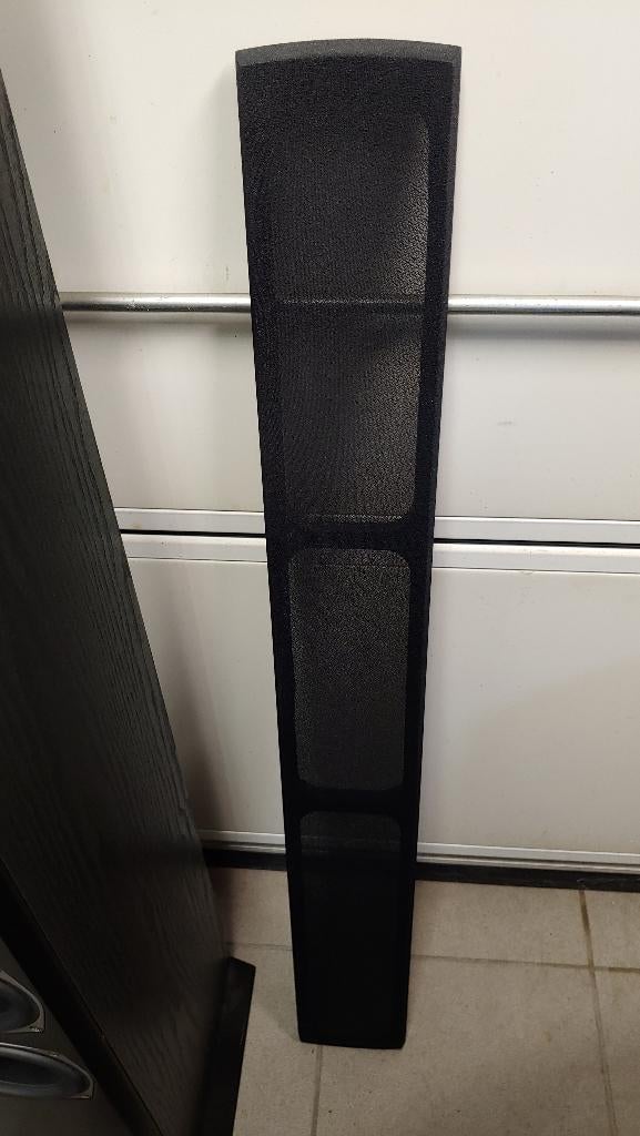 Frontje magnat needle speaker, 1 stuks net frontje, Audio, Tv en Foto, Luidsprekers, Ophalen of Verzenden, Zo goed als nieuw, Magnat
