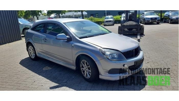 Portier 2Deurs rechts van een Opel Astra, Gebruikt, -, Deur, -