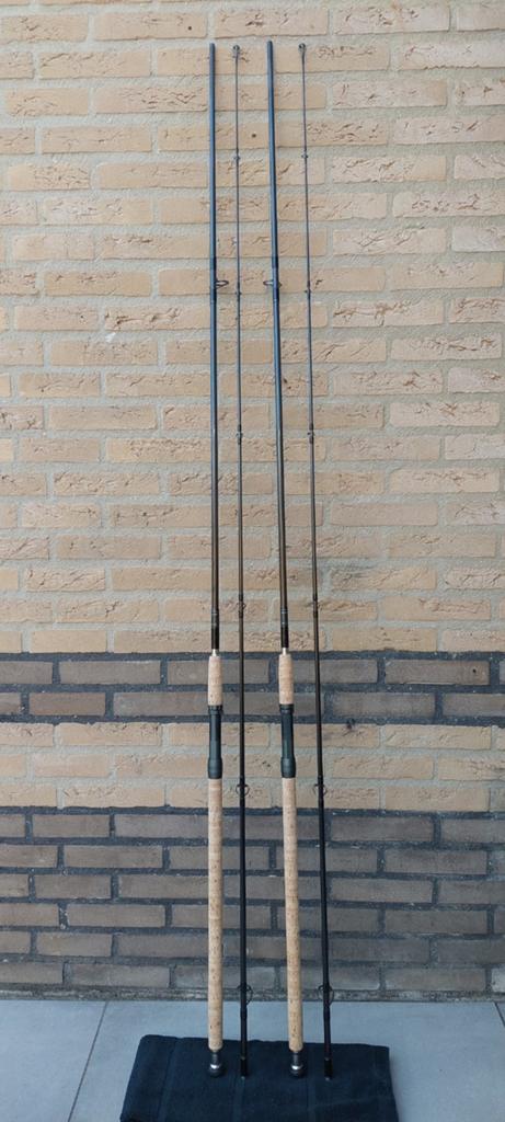 Te koop 2x Rodvisions RV 12 ft, 2,75lb, Ophalen, Werphengel