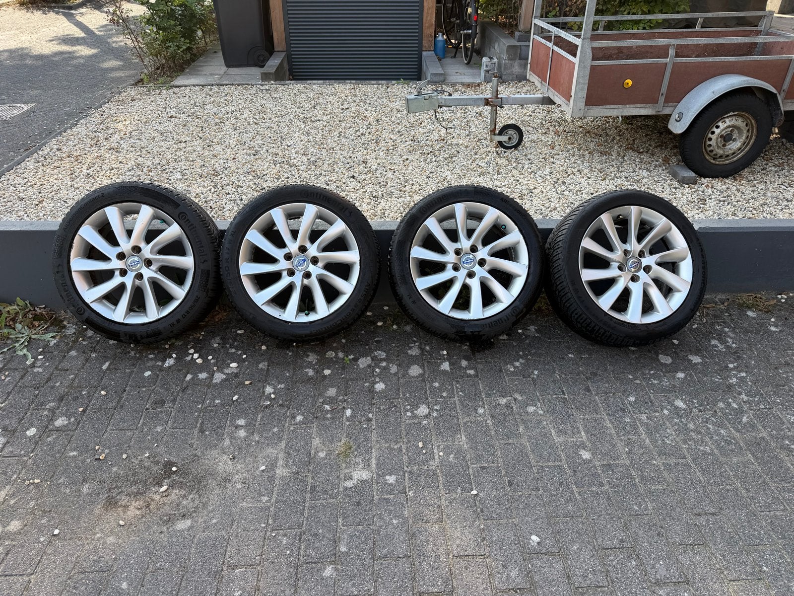 Te koop VOLVO REX velgen 17 inch met banden Opknappers!, Ophalen, Banden en Velgen, 17 inch, All Season
