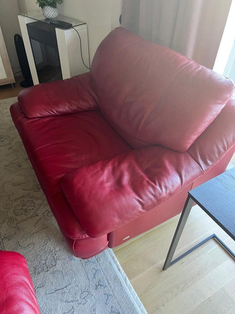 WIJNROOD LEDER NATUZZI BANKSTEL, Ophalen, Gebruikt, 100 tot 125 cm, Leer