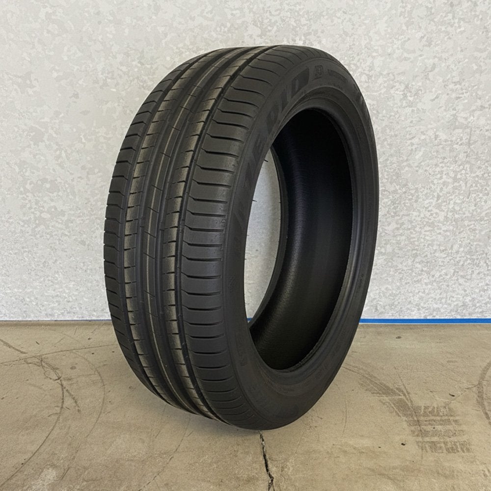 Losse banden - Vredestein Wintrac - 235 / 255/45 / 40 R20, Band(en)