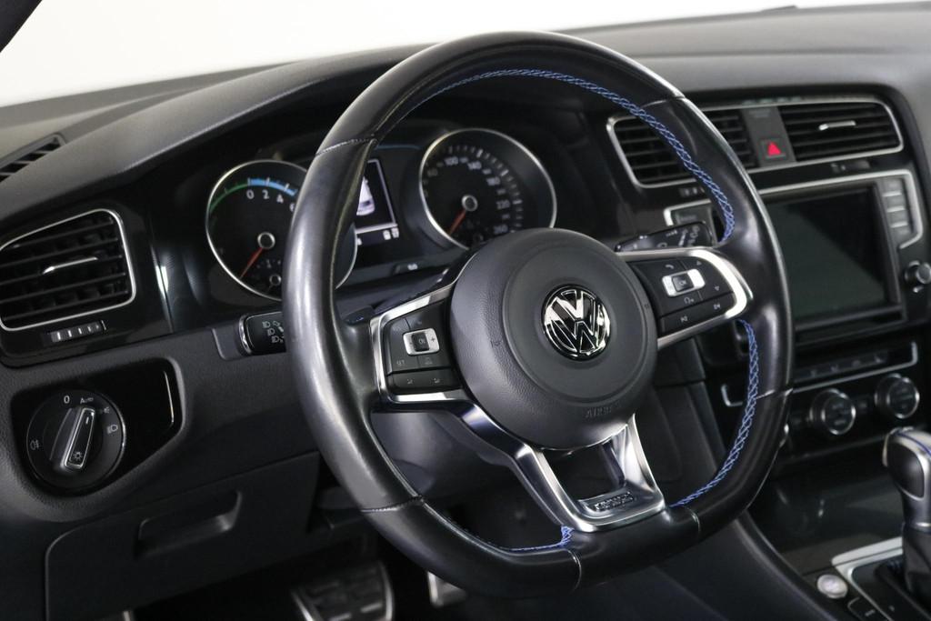Volkswagen Golf 1.4 TSI GTE Clima | Schuifdak | DAB | Carpla, Stof, Gebruikt, 4 cilinders, Zwart