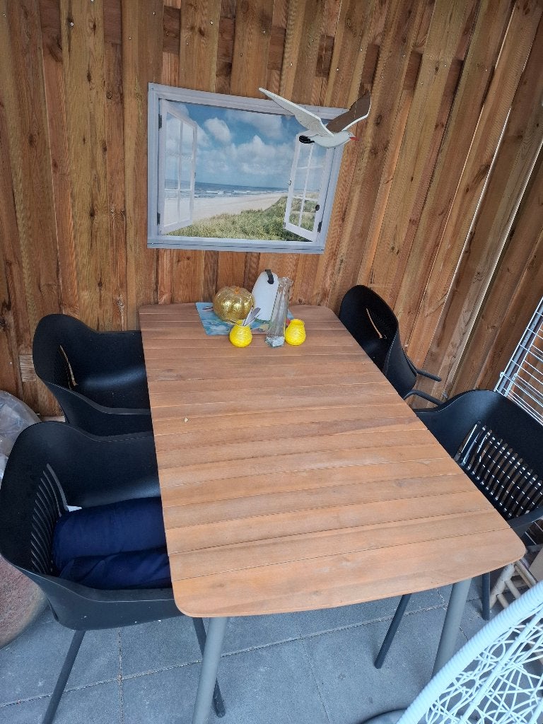 Eettafel tuin met vier stoelen, Ophalen, Zo goed als nieuw, Rechthoekig, Hout