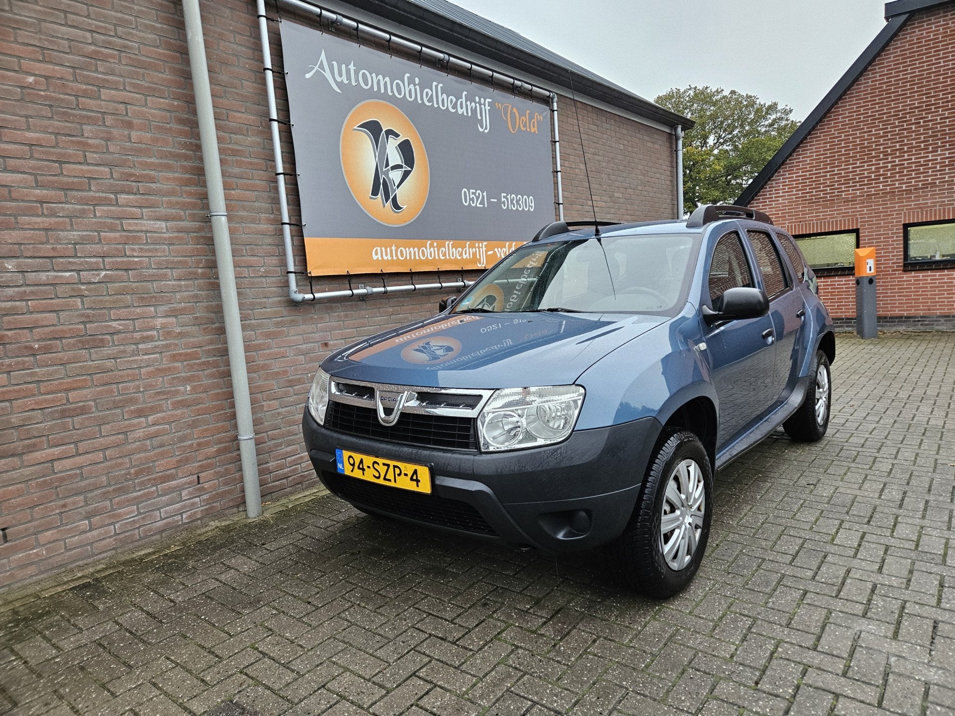 Dacia Duster 1.6 Ambiance 2wd (bj 2012), Auto's, Voorwielaandrijving, Euro 5, Stof, Zwart