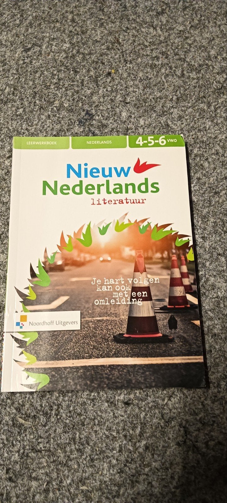 Nieuw Nederlands literatuur 4-5-6 VWO, Ophalen of Verzenden, Alpha, Zo goed als nieuw, Onbekend