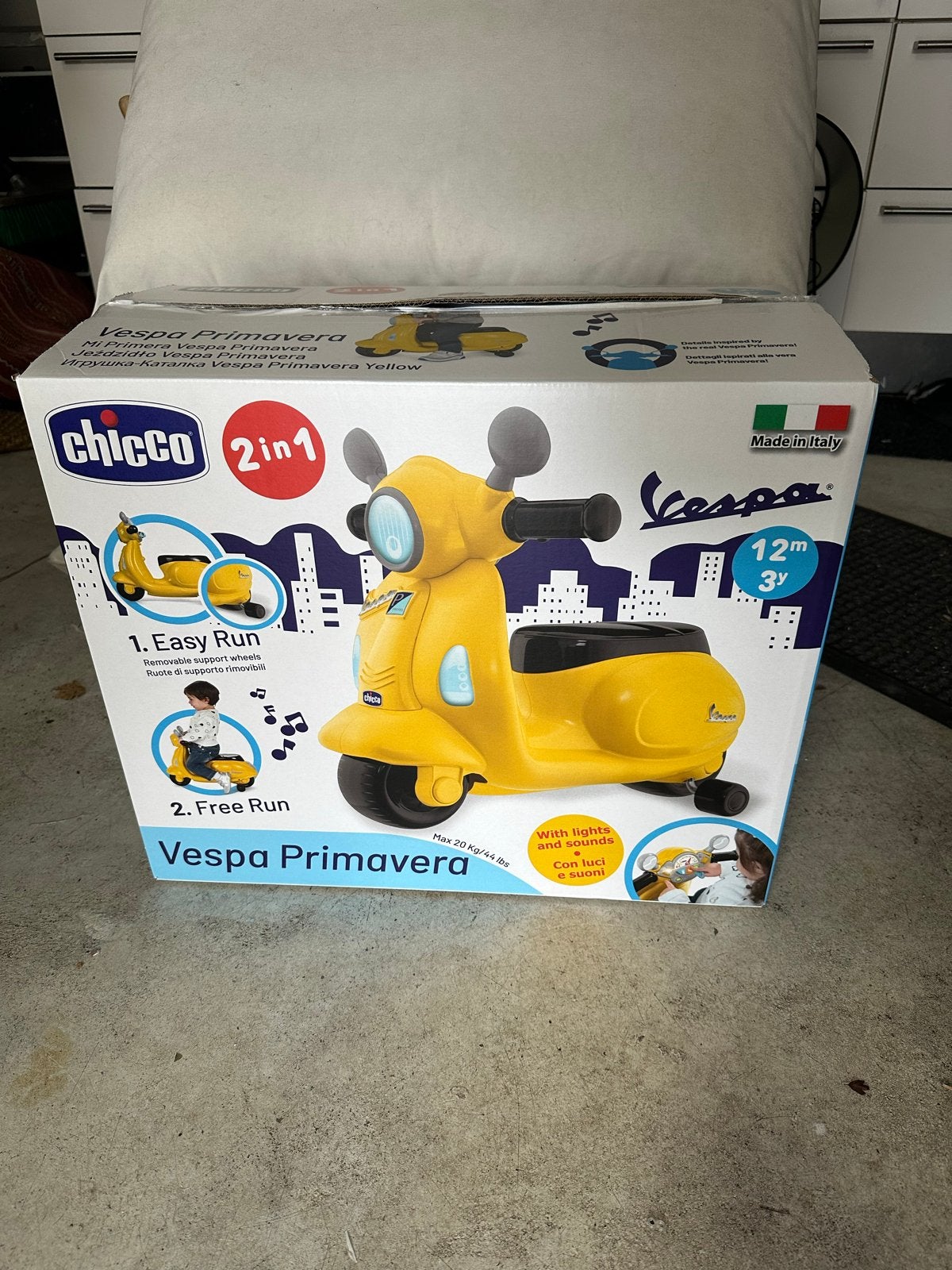 2-in-1 Vespa Loopscooter Geel, Ophalen of Verzenden, Nieuw, Loopfiets