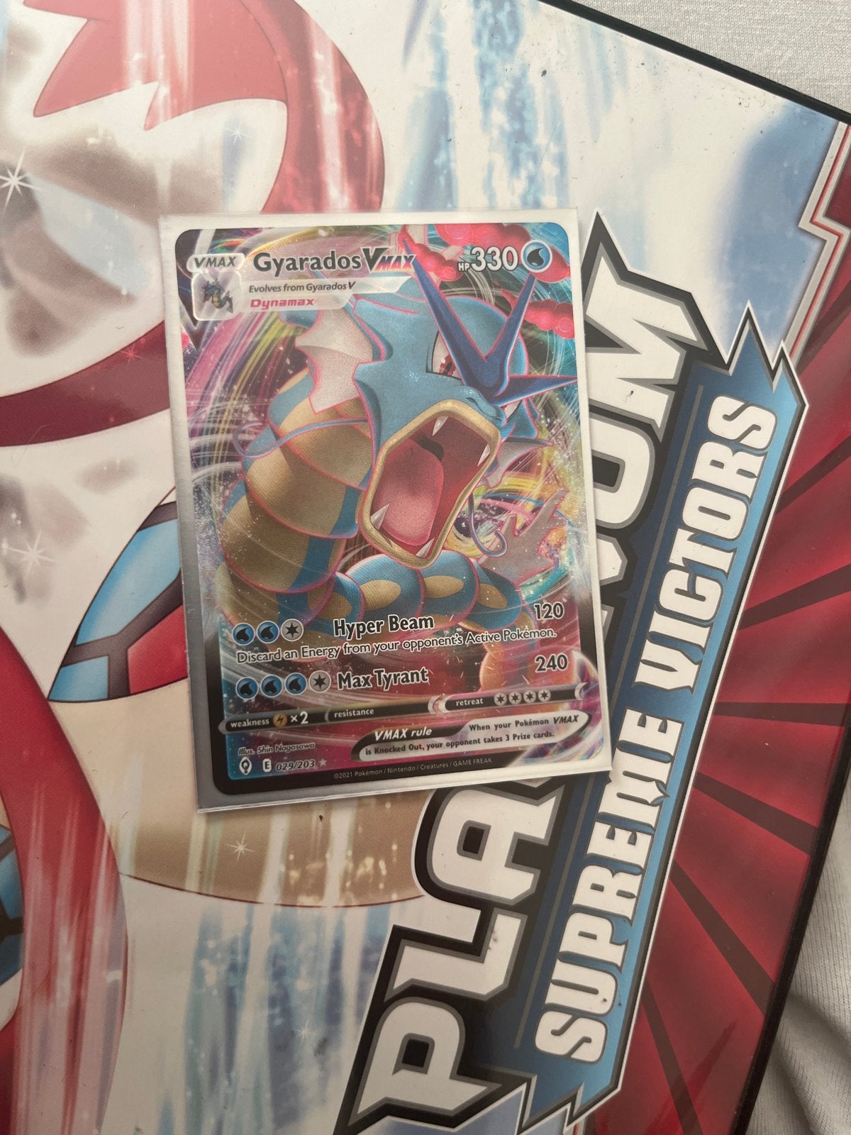 Gyarados VMAX evolving skies, Ophalen of Verzenden, Nieuw, Losse kaart