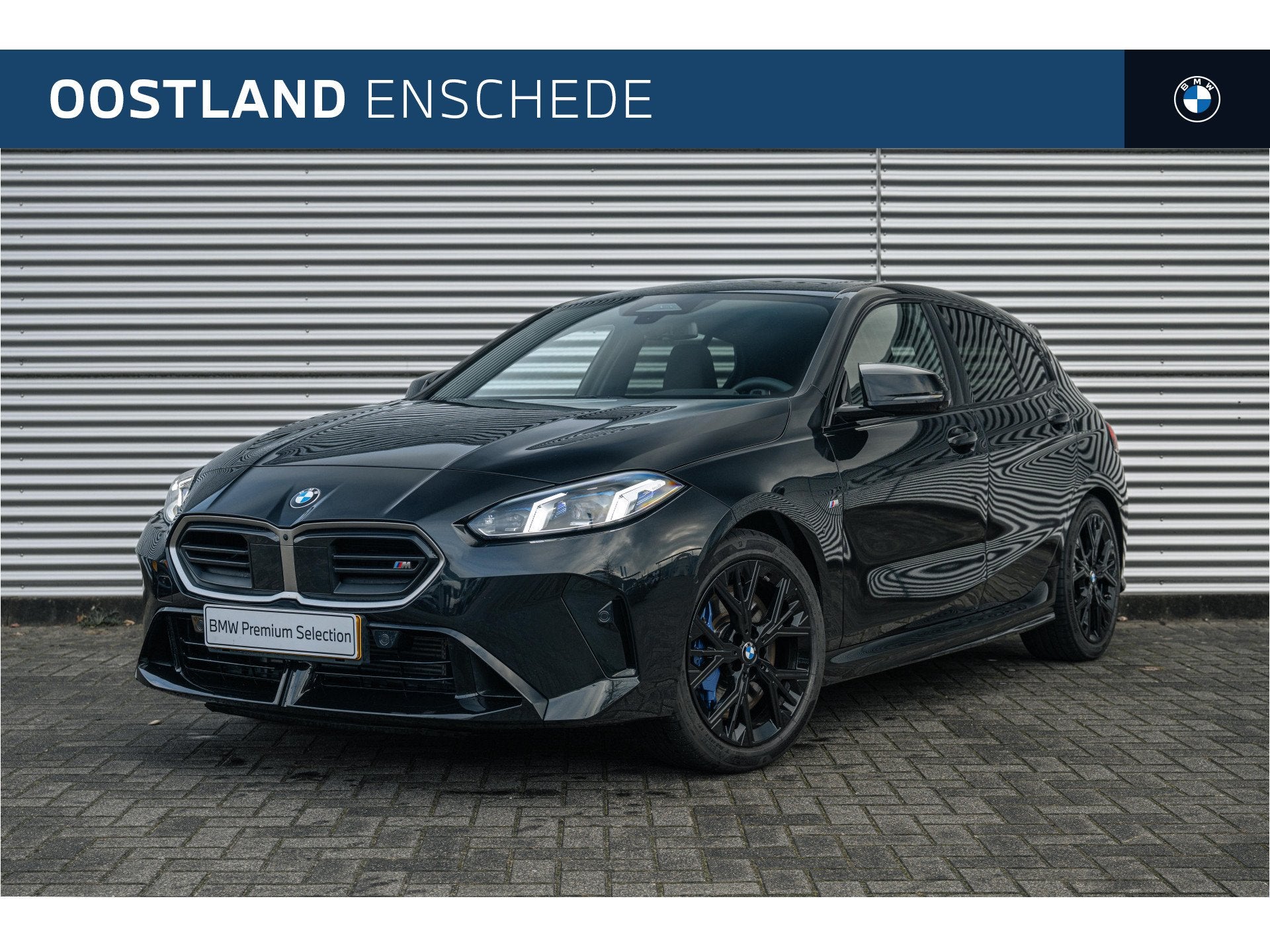 BMW 1 Serie M135 xDrive High Executive Automaat / Panoramada