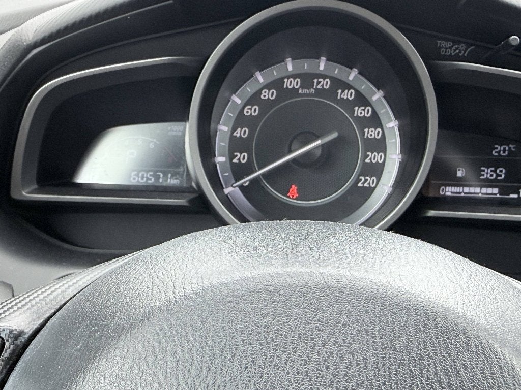 Foto 9 van Mazda 2 1.5 Skyactiv-g 90PK AUTOMAAT 2015 Grijs