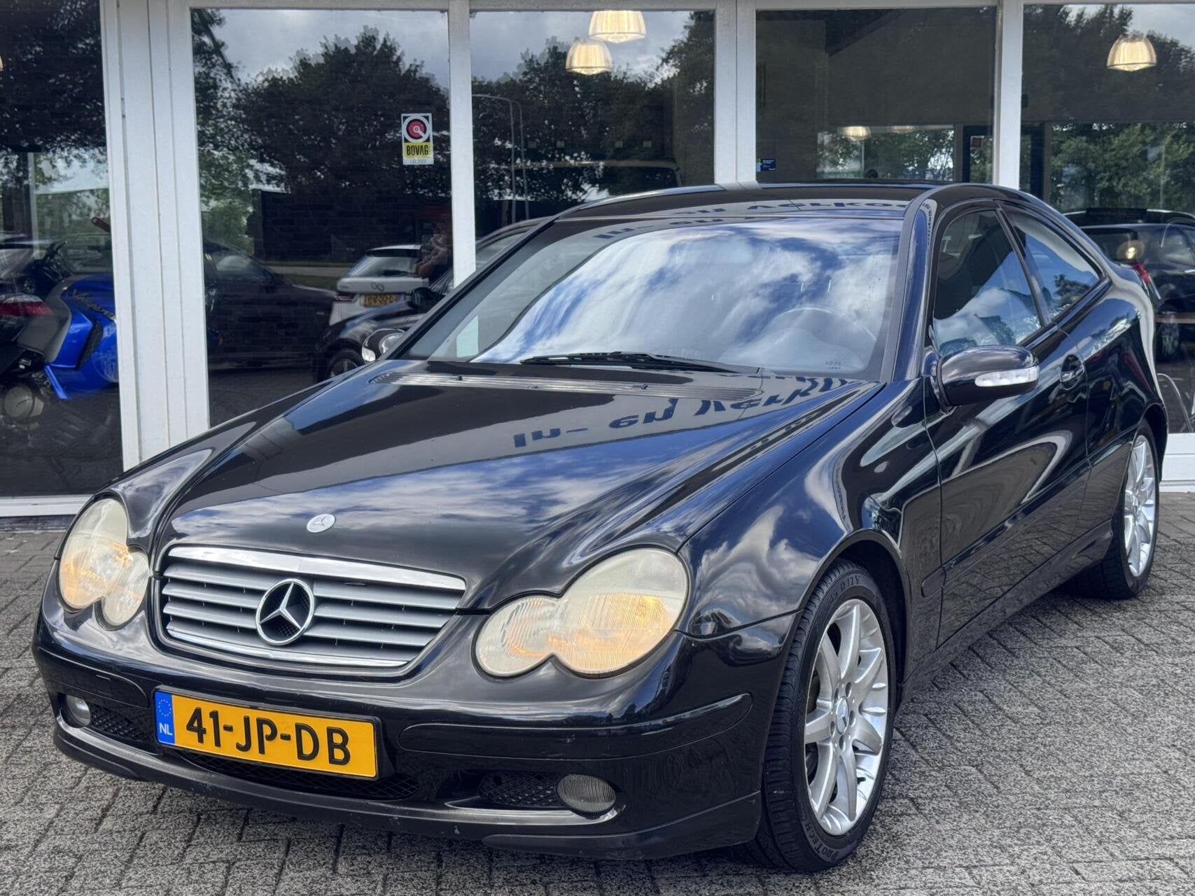 Mercedes C-klasse Sportcoupé 200 Kompressor 163pk 6bak,Clim, Auto's, 1998 cc, Gebruikt, Zwart, 4 cilinders
