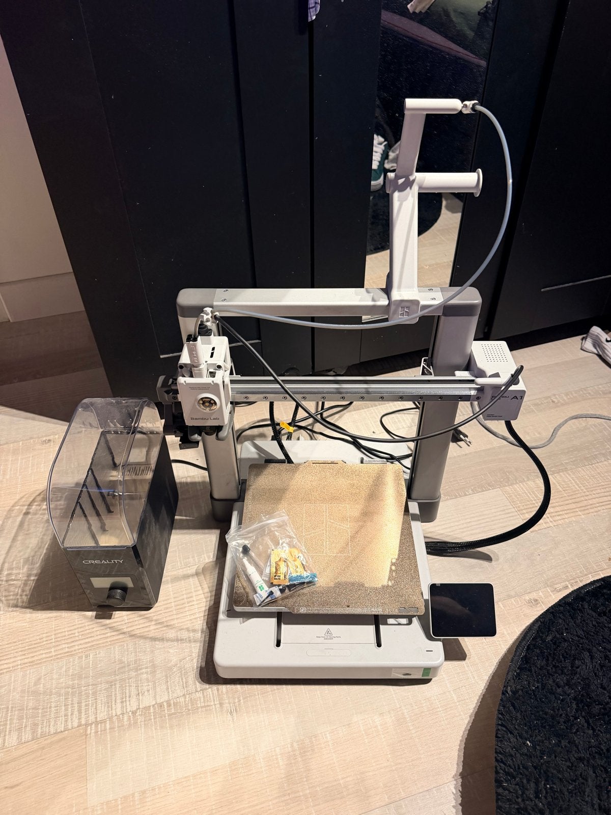 Bambulab A1 3D printer met nieuwe nozzle en Creality filamen, Ophalen, Zo goed als nieuw, Filament