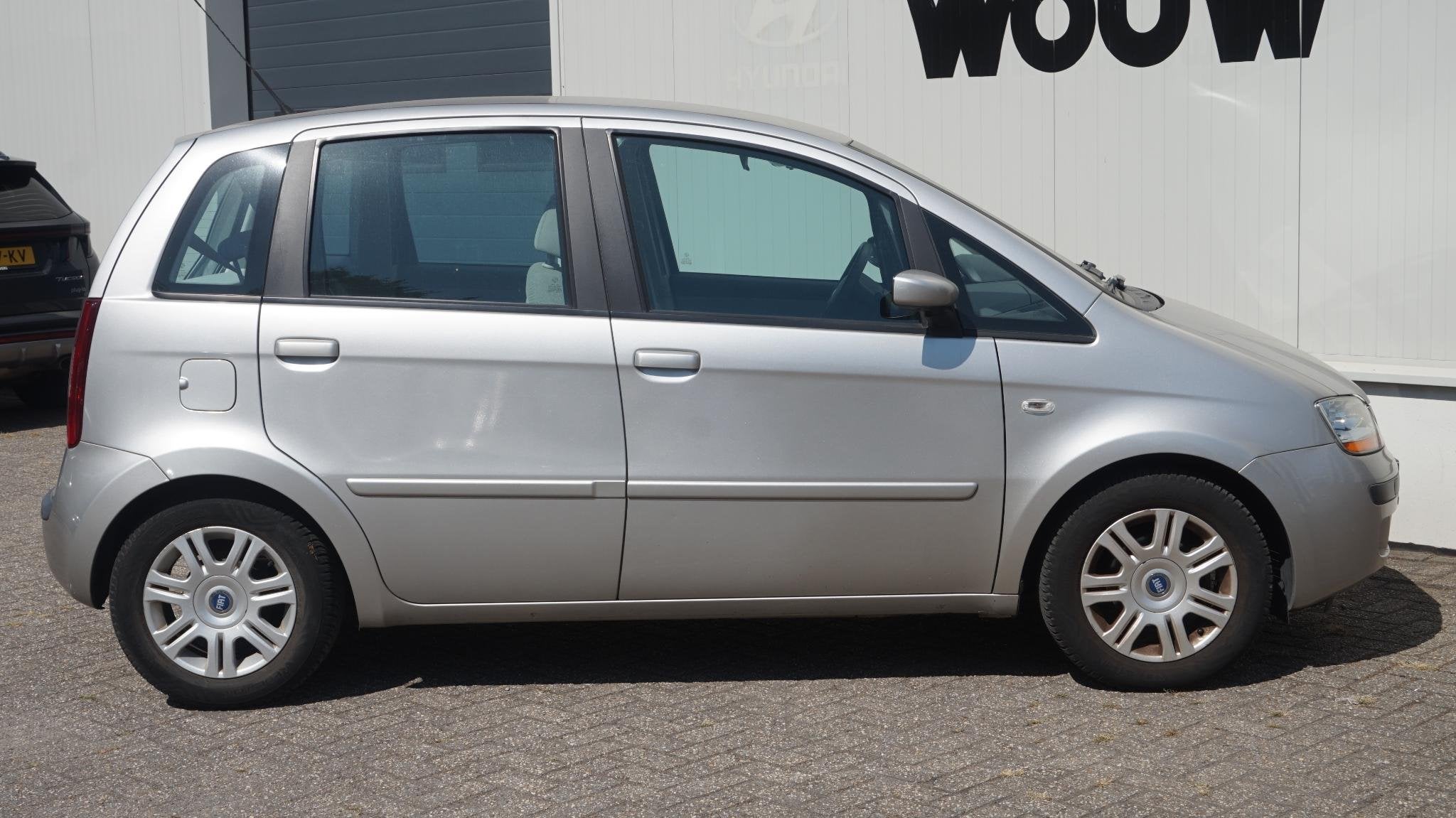 Fiat Idea 1.4-16V Dynamic APK 12-08-2027 MEENEEMPRIJS zonder, Auto's, Voorwielaandrijving, Gebruikt, Idea, 400 kg