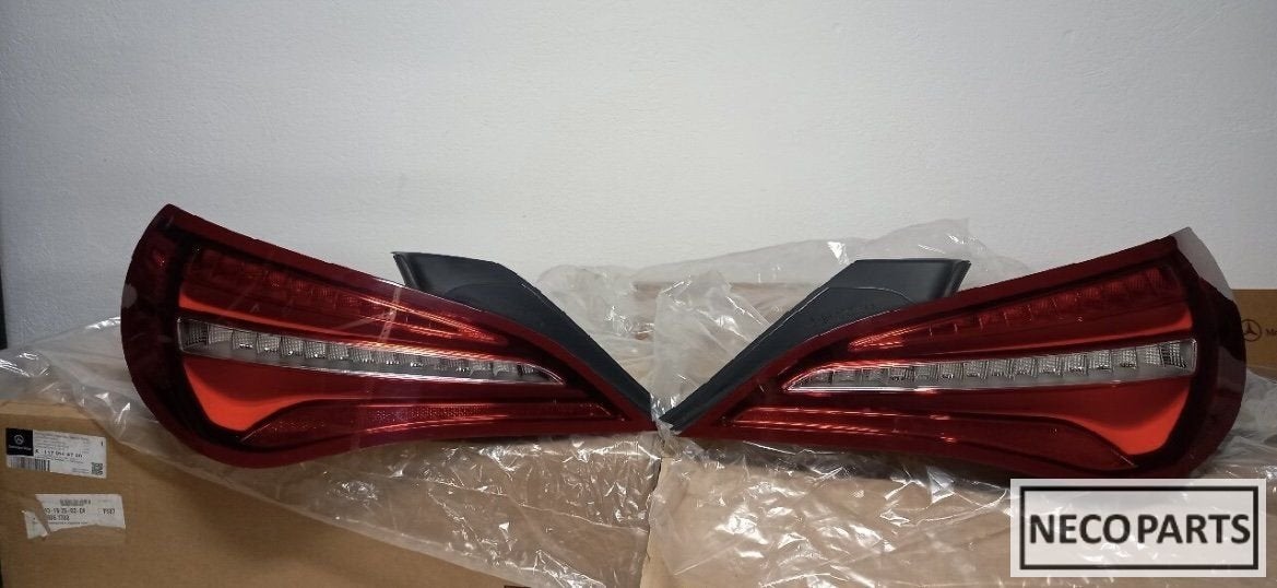 CLA W117 LED ACHTERLICHTEN ORIGINEEL ALLES LEVERBAAR !!!, Auto-onderdelen, Verlichting, Gebruikt, -, Ophalen of Verzenden, -