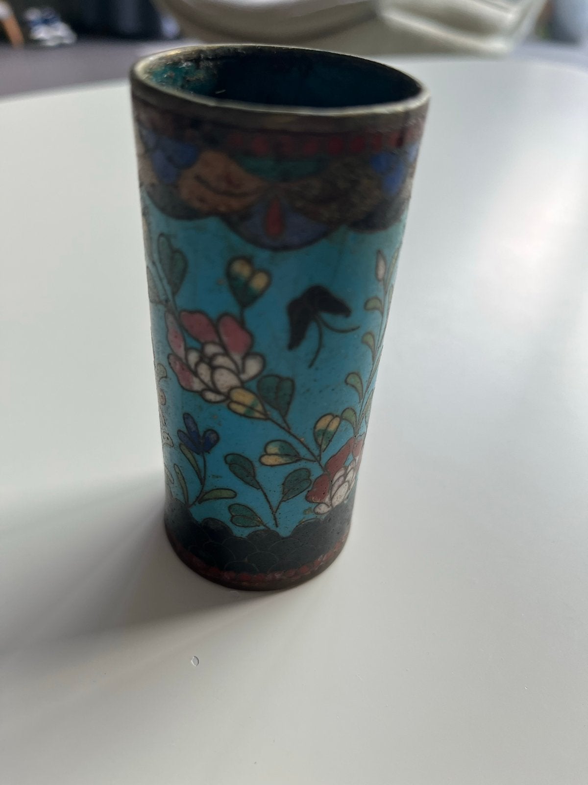 Antieke Chinese Cloisonné Beker/Vaasje met Bloemmotief, Ophalen