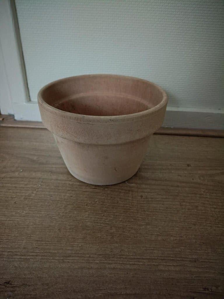 bloempot terracotta, aardewerk, binnenmaat 17 cm, Rond, Ophalen of Verzenden, Zo goed als nieuw, Aardewerk