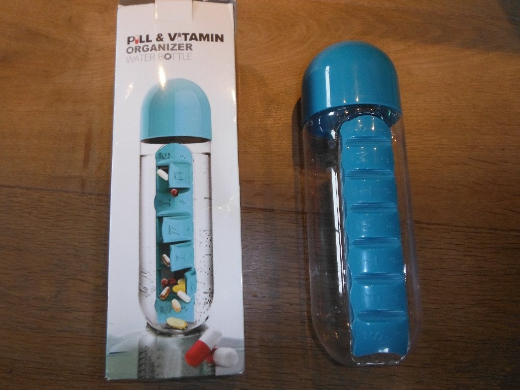 nieuwe waterfles / bidon met uitneembare pillendoos, Verzenden, Nieuw