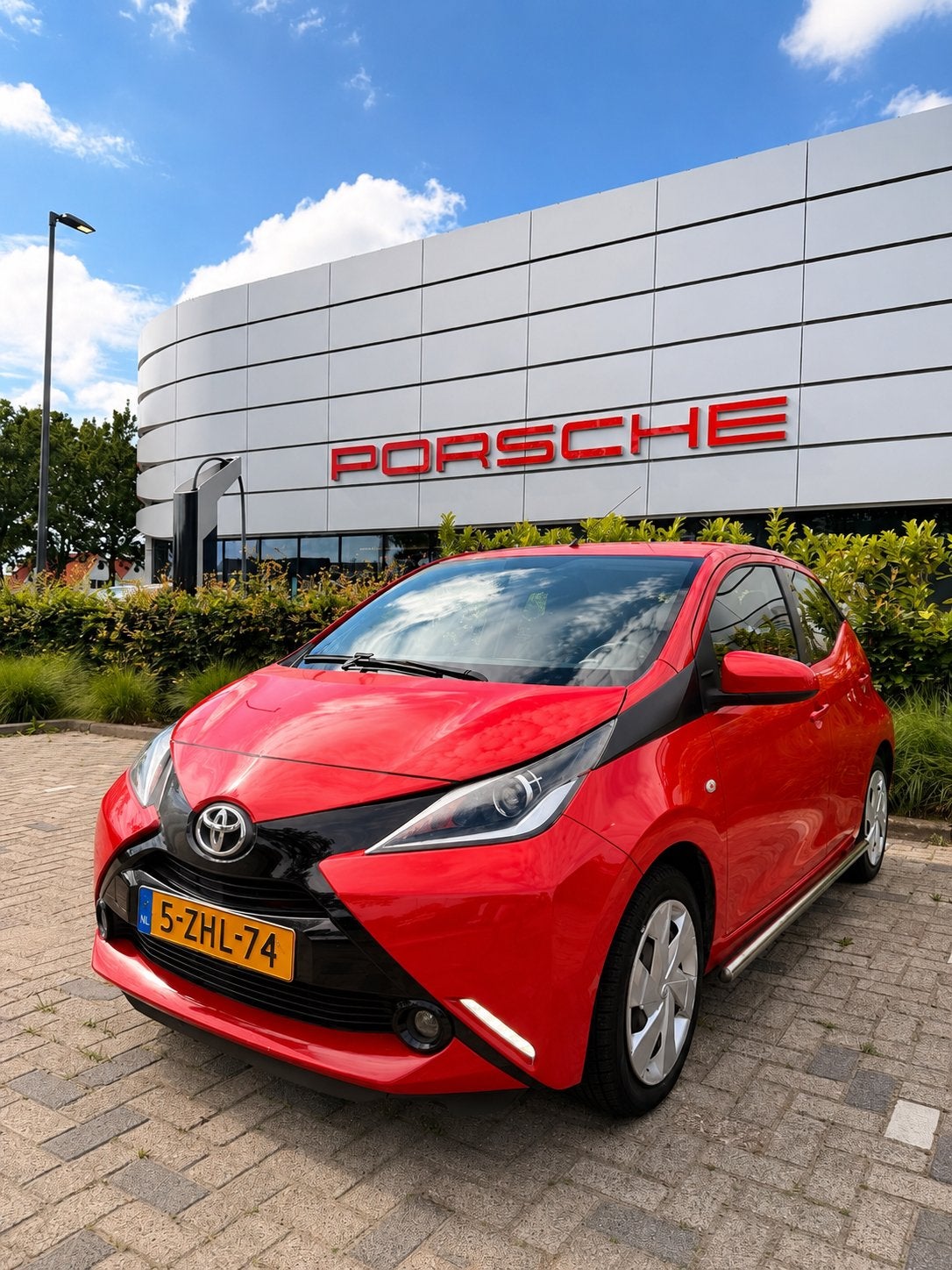 Toyota Aygo 1.0 NAP nieuw APK Bluetooth Cruise Control, Auto's, Toyota, Voorwielaandrijving, 4 stoelen, Origineel Nederlands, Handgeschakeld