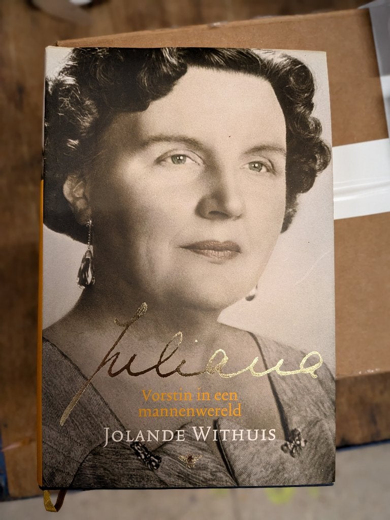 Juliana vorstin in een mannenwereld, Boeken, Overige, Ophalen of Verzenden, Zo goed als nieuw, Jolande Withuis