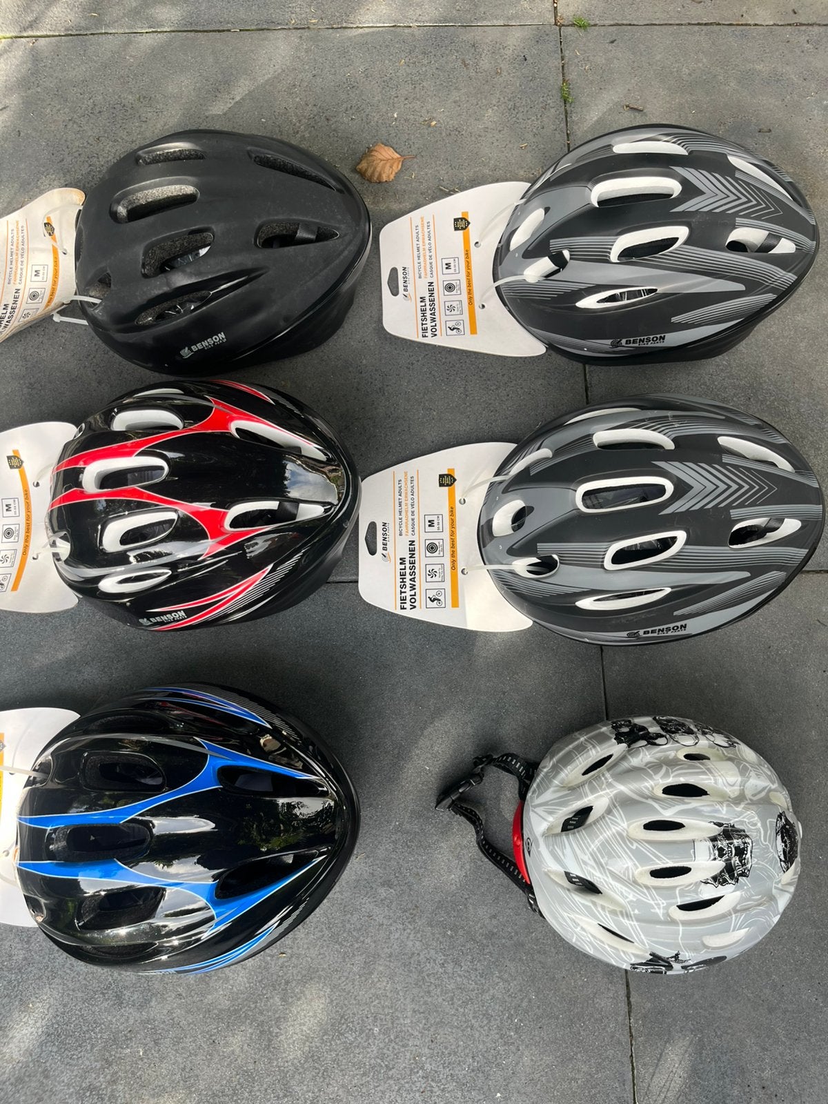 Partij fietshelmen (NIEUW), Ophalen of Verzenden, Nieuw, M, Heer of Dame
