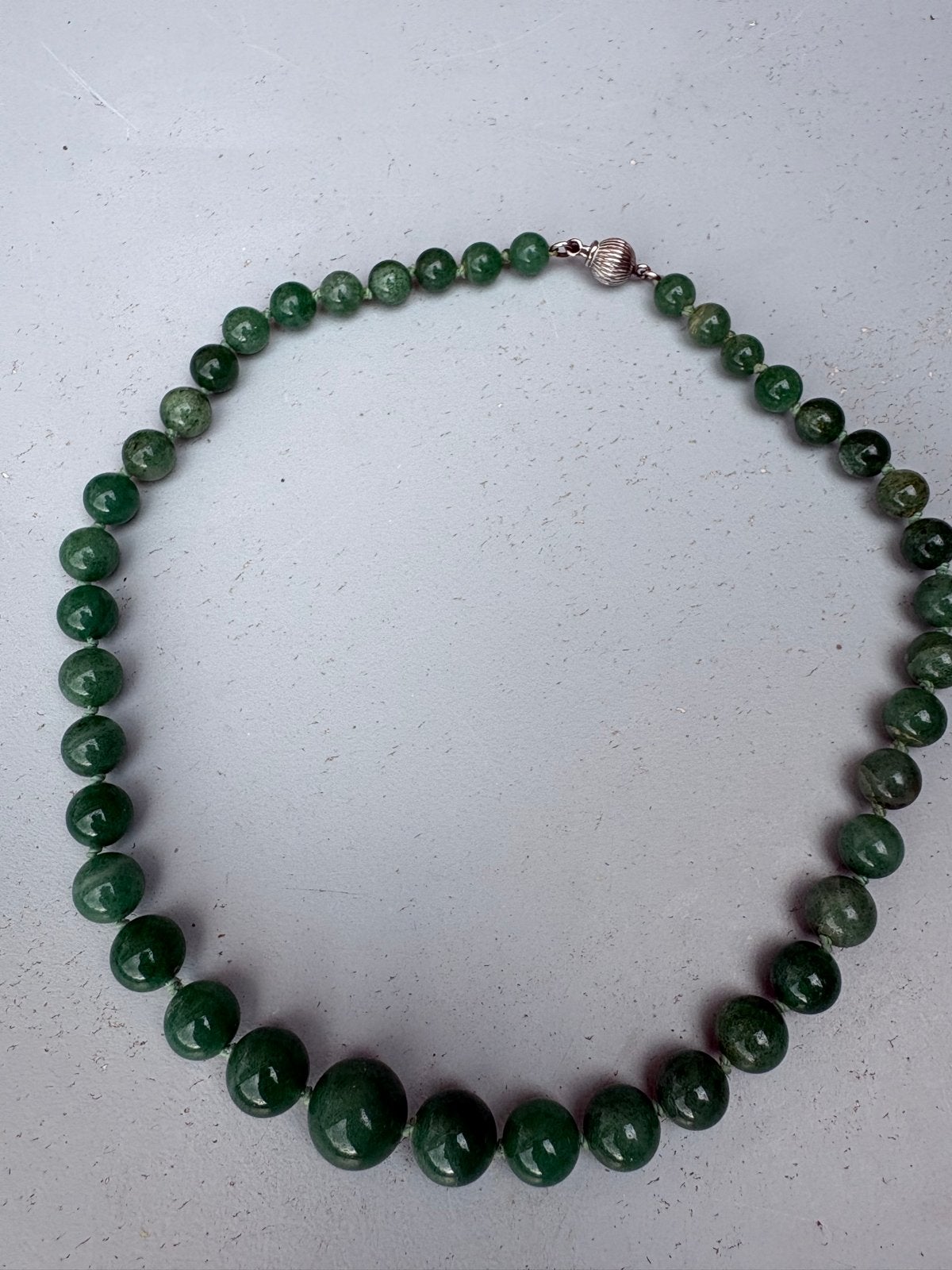 Antieke Jade Ketting met Zilveren Sluiting, Ophalen of Verzenden, Met edelsteen