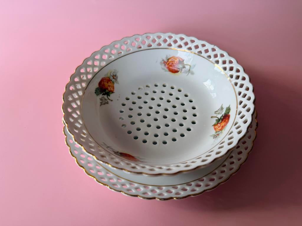 Vintage Porseleinen Fruittest Schumann Bavaria Aardbeien Dec, Ophalen of Verzenden