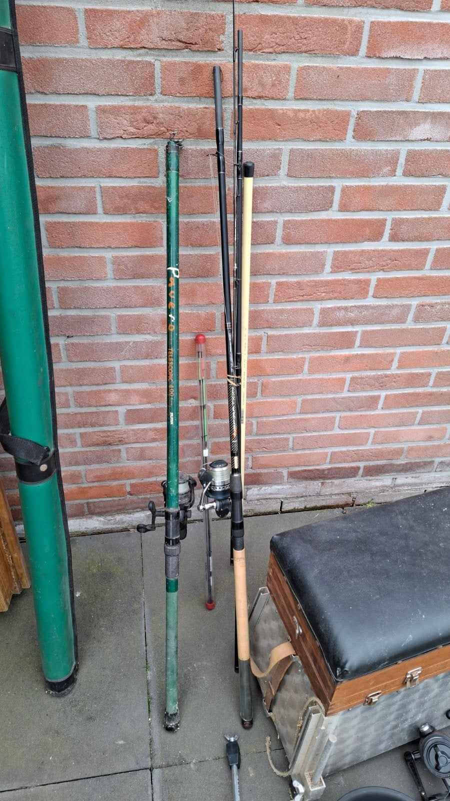 Complete visuitrusting: hengels, molens, dobbers en meer, Ophalen, Gebruikt, Complete hengel