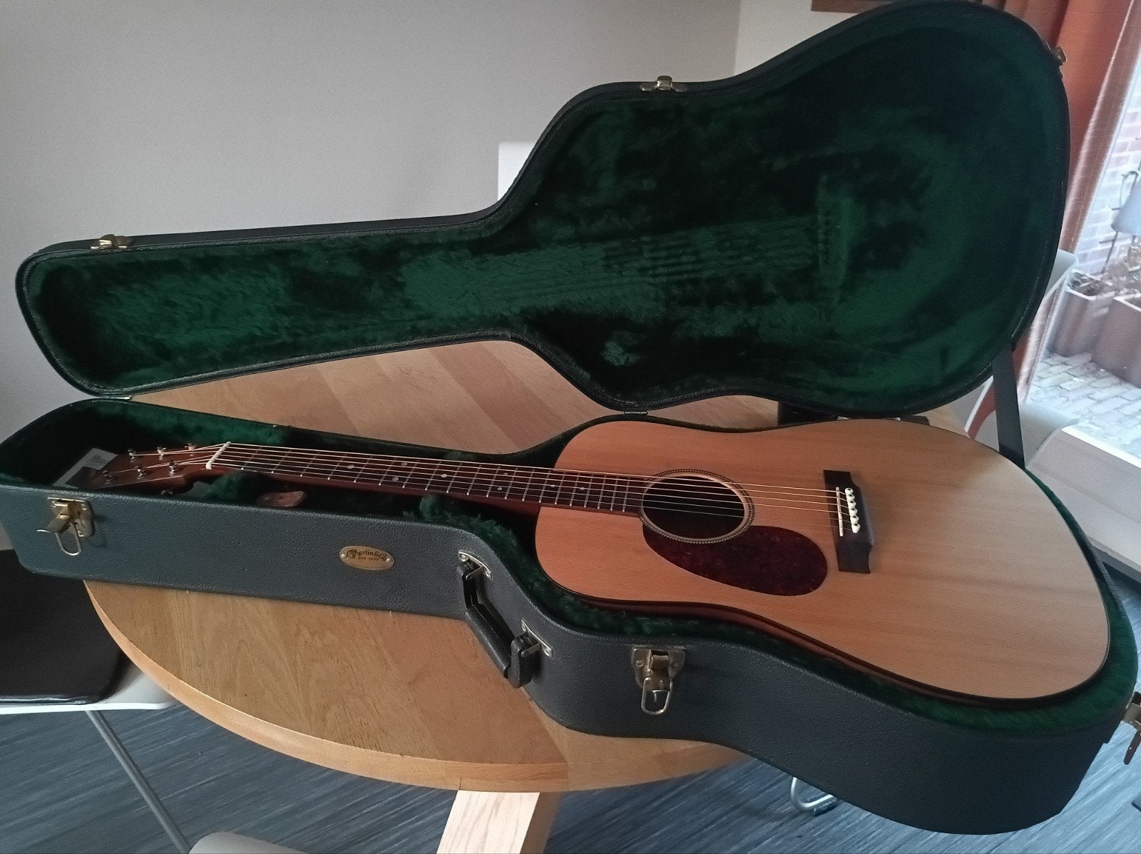 Martin DM Dreadnought Linkshandig, Muziek en Instrumenten, Ophalen, Zo goed als nieuw, Western- of Steelstringgitaar, Met koffer