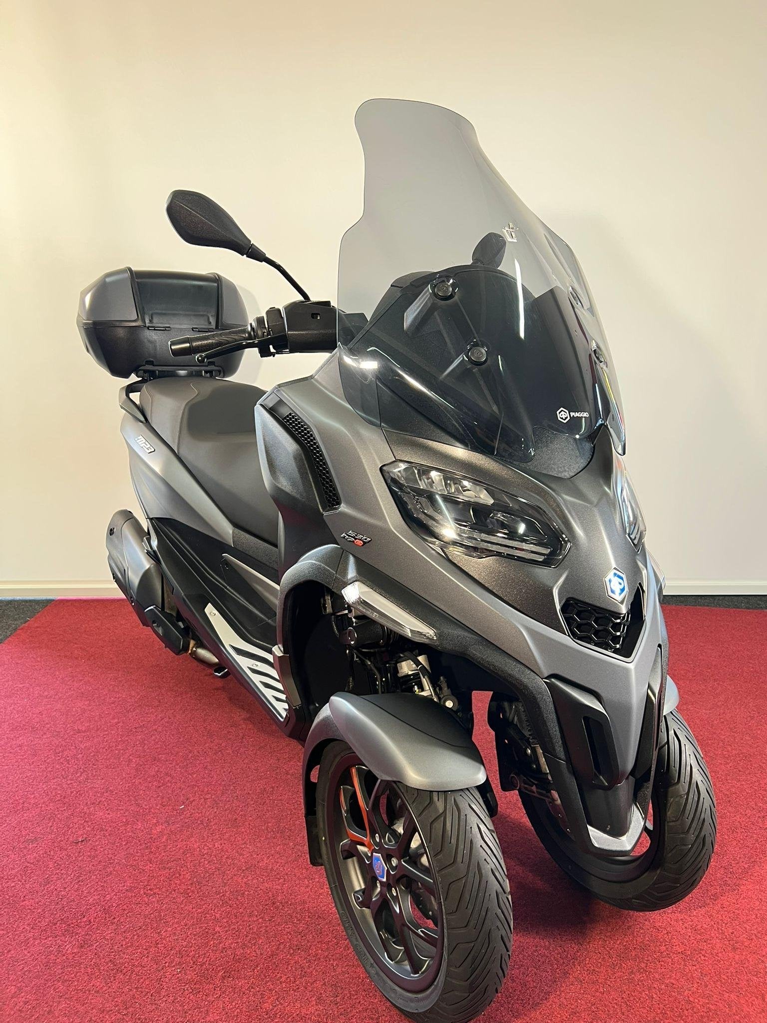 Piaggio MP3 530 HPE Exclusive ABS, Traction Control, Bedrijf, 12 t/m 35 kW, Scooter