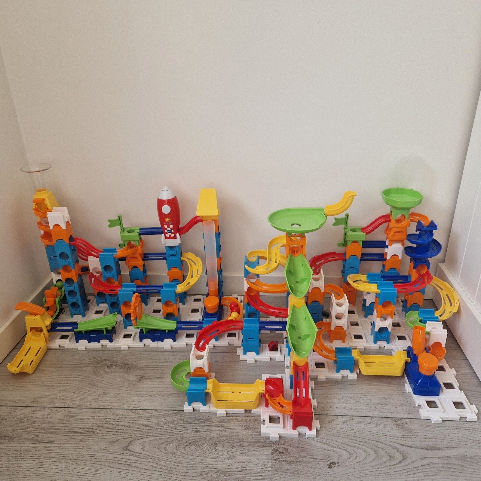 VTech Knikkerbaan - Zo goed als nieuw, inclusief stickers, Ophalen of Verzenden, Zo goed als nieuw, Overige merken