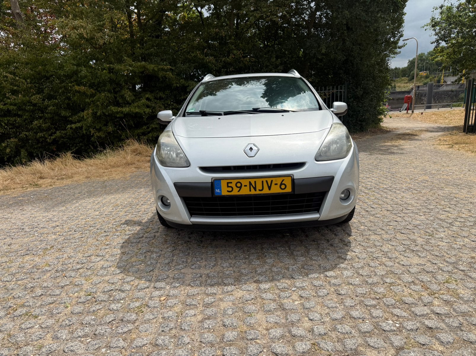 Renault Clio 1.2 TCE Estate  APK TOT 24 juli 2027, Auto's, Renault, Voorwielaandrijving, 535 kg, 4 cilinders, 1095 kg