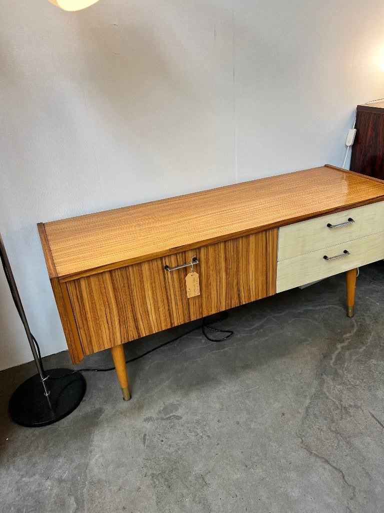 Vintage televisiemeubel / tv meubel / dressoirtje, 1970's, Onbekend, Ophalen of Verzenden, Onbekend, 25 tot 50 cm